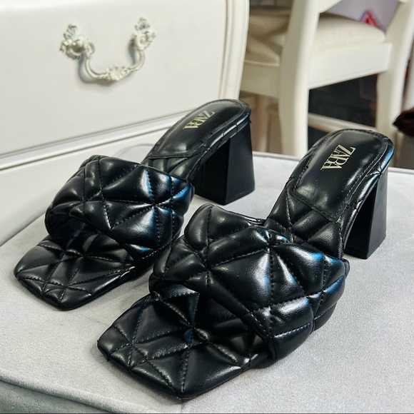 ZARA Wide Heeled Quilted Sandals Black - Picture 7 of 8